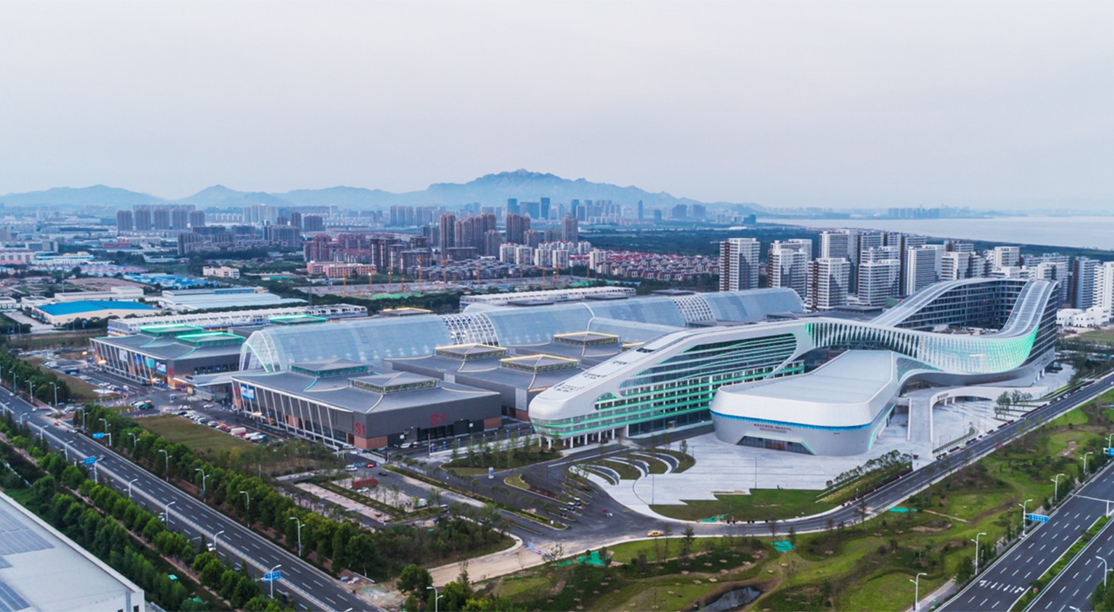 1758504815447634.jpg 2